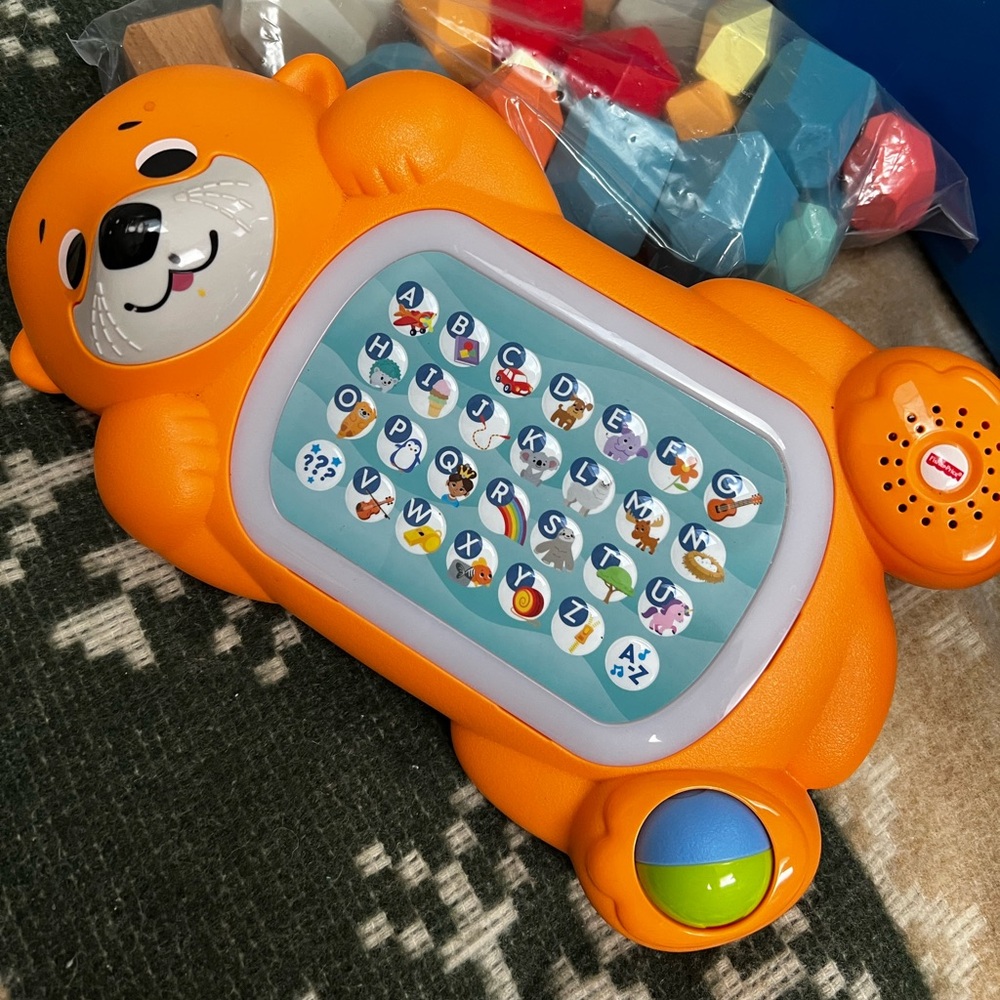 Fisher Price Linkimals A To Z Otter and rock balance blocks